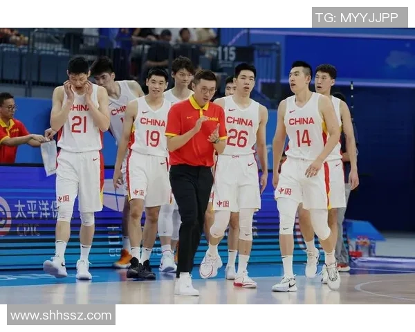 2013年CBA广东队与北京队激战回顾及精彩瞬间分析