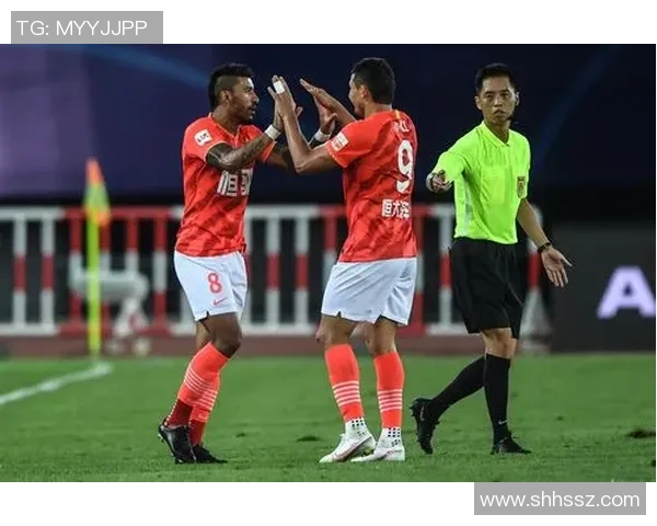 恒大对阵深圳精彩直播视频全程回放与赛后分析尽在这里