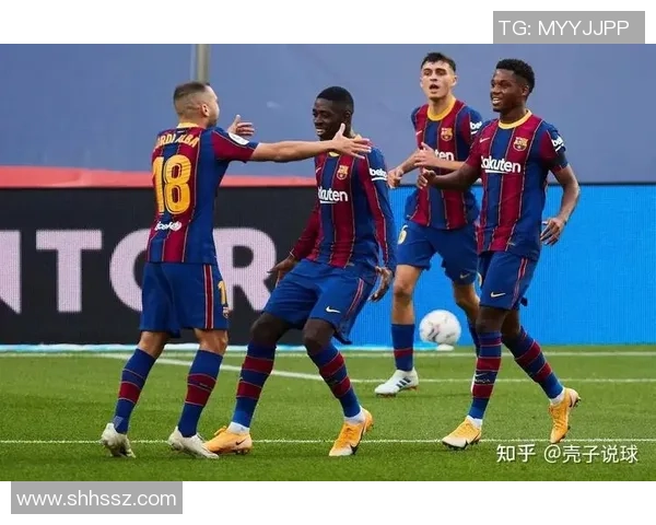 拜仁慕尼黑与巴塞罗那经典对决回顾精彩瞬间与战术分析